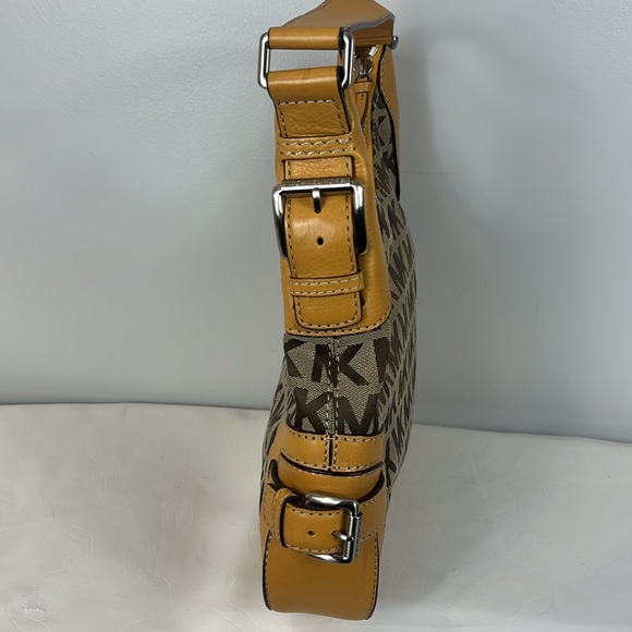 Michael Kors Brookville Large Signature Hobo Bag Purse with Yellow Leather - Picture 5 of 16